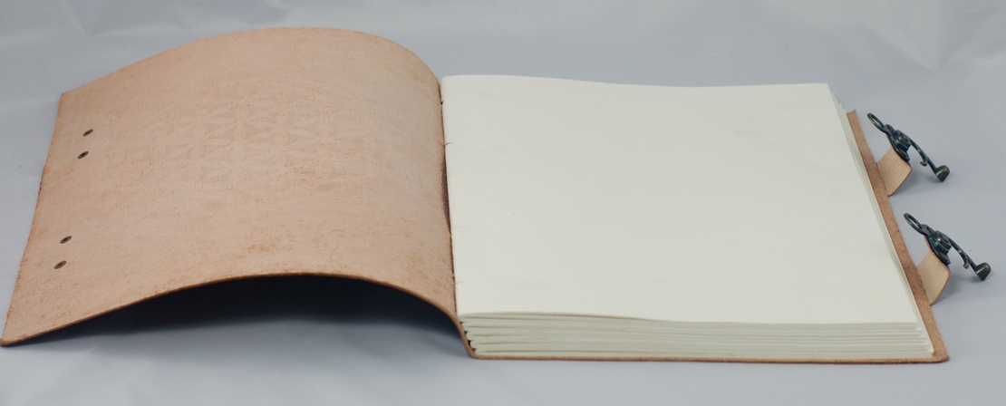 Notatnik skórzany Kwiat Życia otwarta Notatnik skórzany Kwiat Życia otwarta